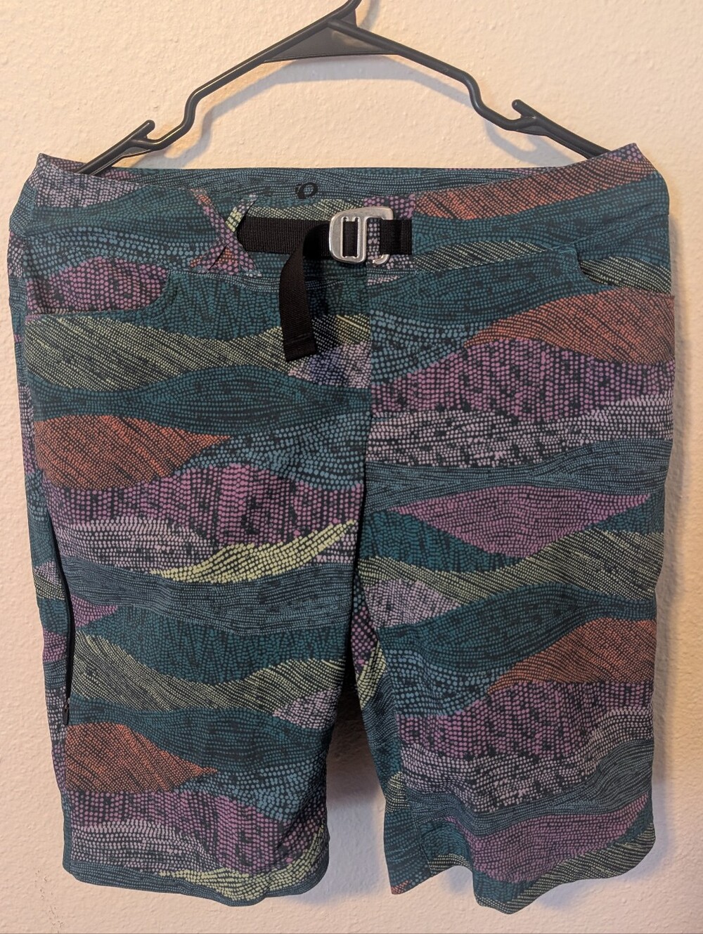 Women's Pearl Izumi Mountain Bike Shorts Size 2 NWOT